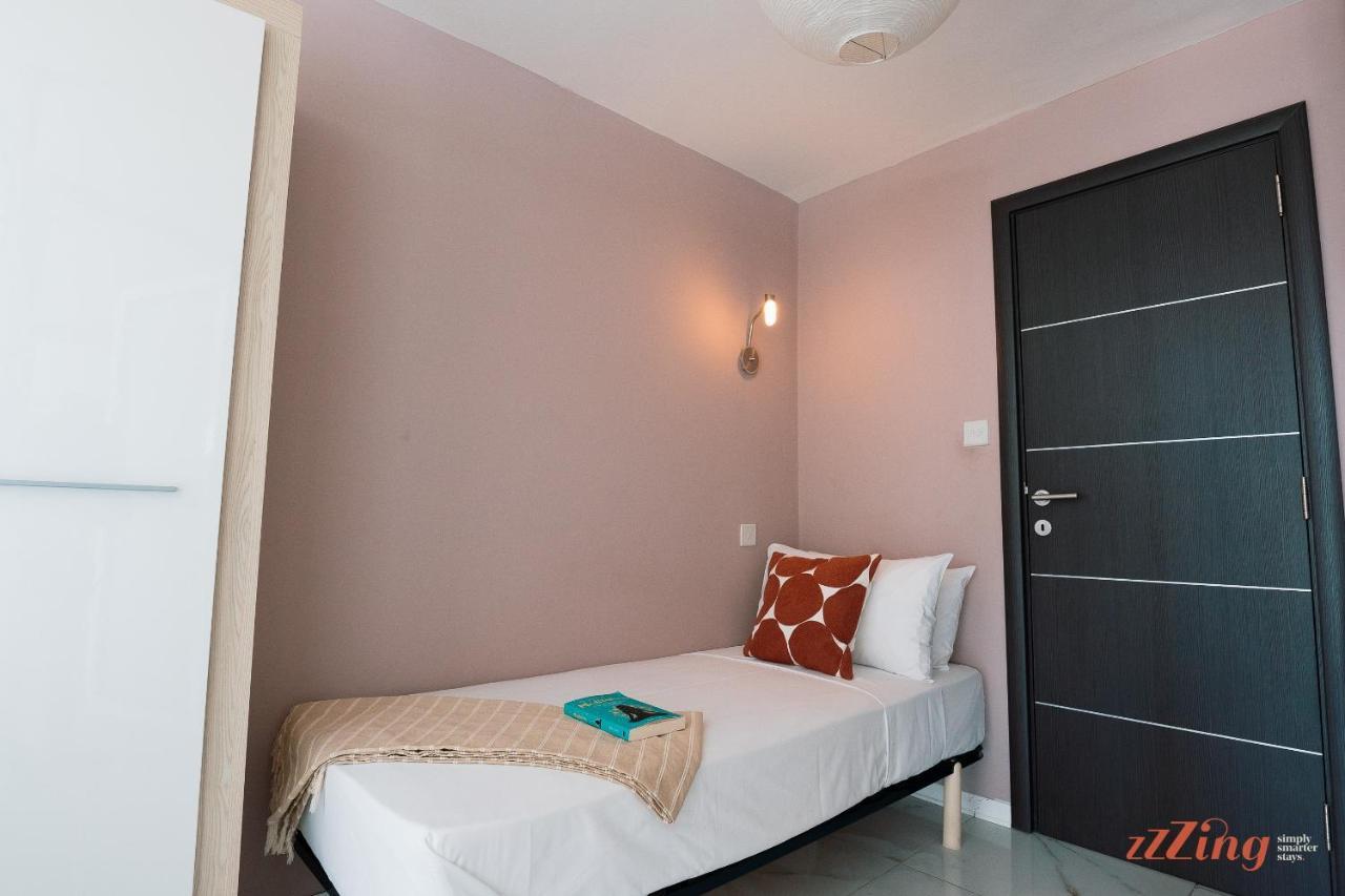 Scenic Seafront Duplex Apartment In Sliema Exterior foto